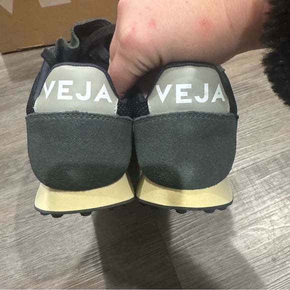 Veja Rio Bronco Alveomesh Black White Oxford Grey Sneakers - Picture 3 of 11